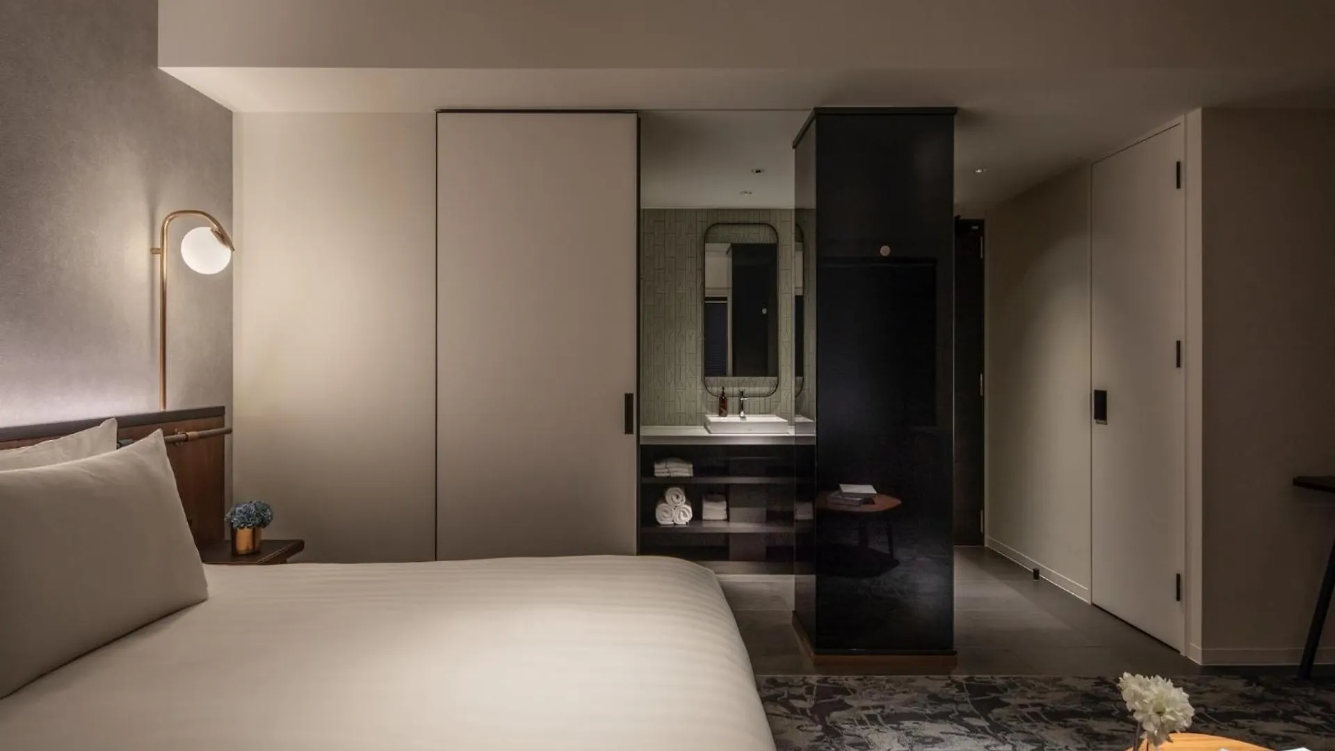 The Lively Honmachi Osaka / Vacation Stay 78286 0*,  Japonsko
